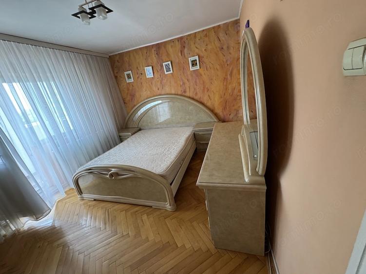 Apartament cu 3 camere decomandat în Brâncoveanu