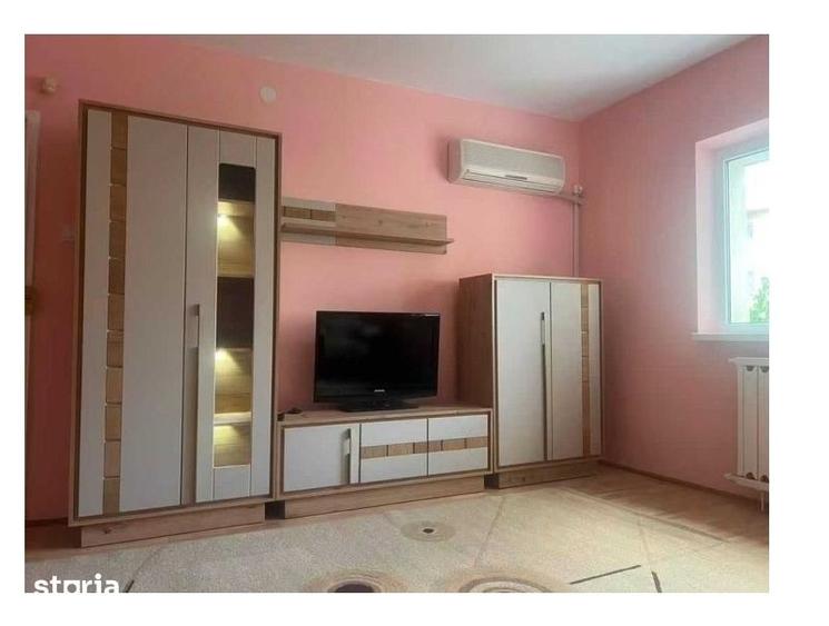 Apartament cu 4 camere decomandat în Vitan