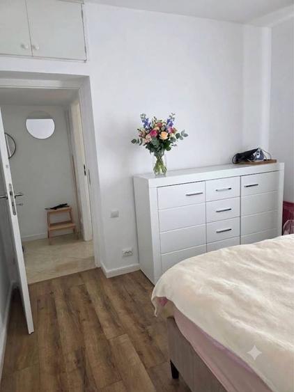 Apartament cu 2 camere decomandat în Baba Novac