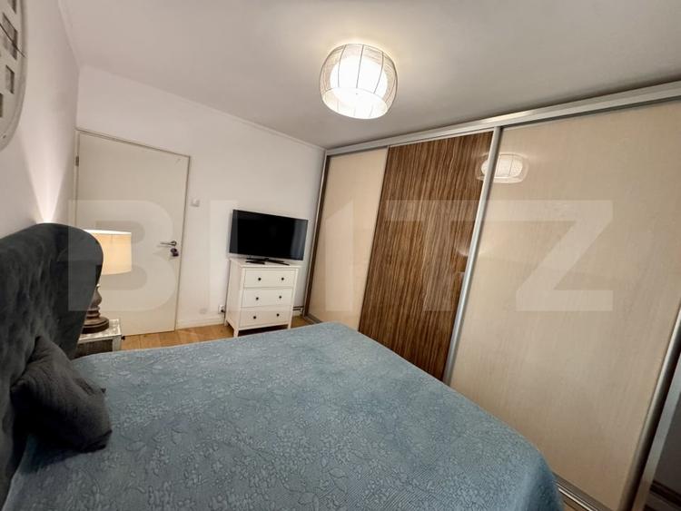 Apartament cu 3 camere decomandat, mobilat în Ultracentral