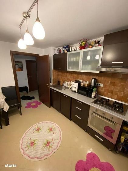 Apartament cu 3 camere decomandat în Cotroceni