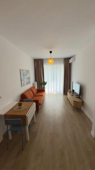 Apartament cu 2 camere semidecomandat în Central