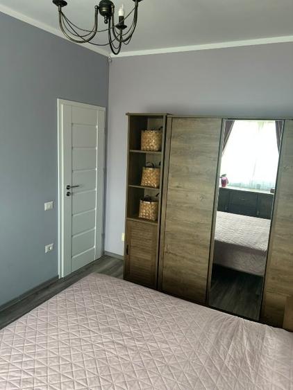 Apartament cu 2 camere semidecomandat, mobilat în Dumbrăvița