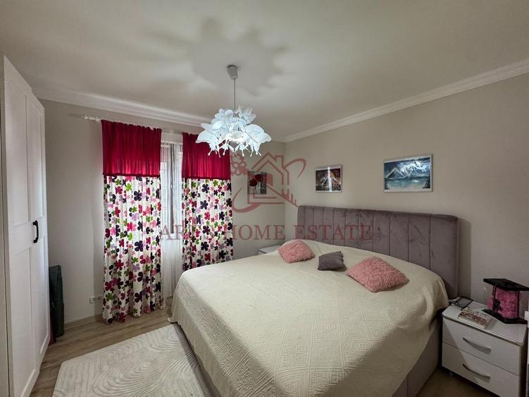 Duplex cu 5 camere cu Canalizare în Bogdăneștilor