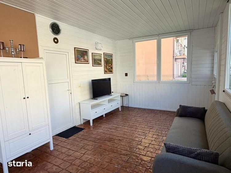 Apartament cu 3 camere în Ștefăneștii de Jos