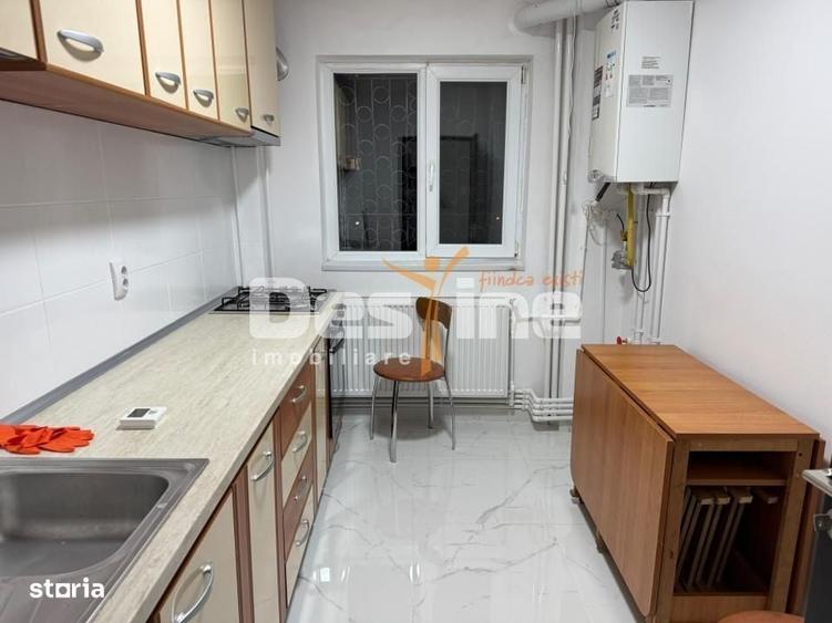 Apartament cu 2 camere decomandat, mobilat în Sebastian