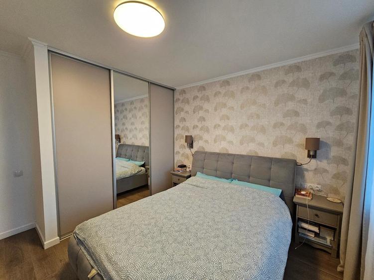 Duplex cu 4 camere cu Canalizare în Iris