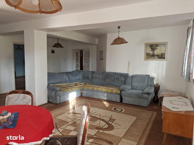 Casă cu 4 camere în Bazna