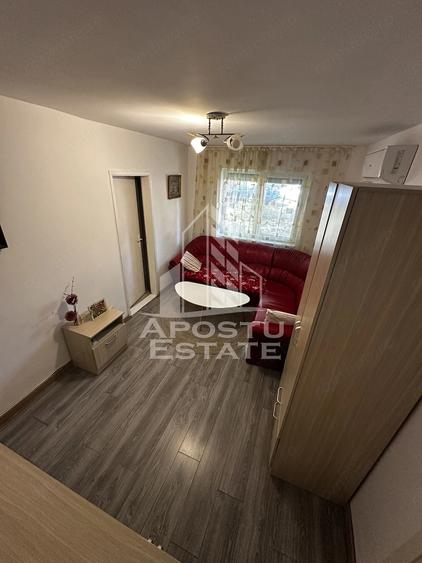 Apartament cu 2 camere decomandat, mobilat în Tipografilor