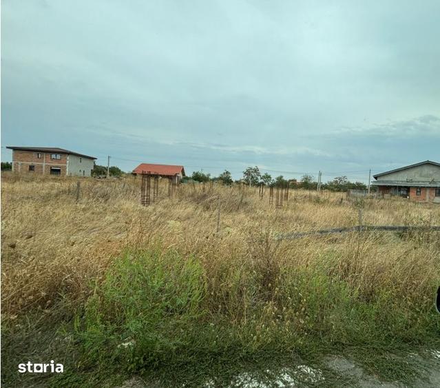 Teren de 922 mp, în Remetea Mare