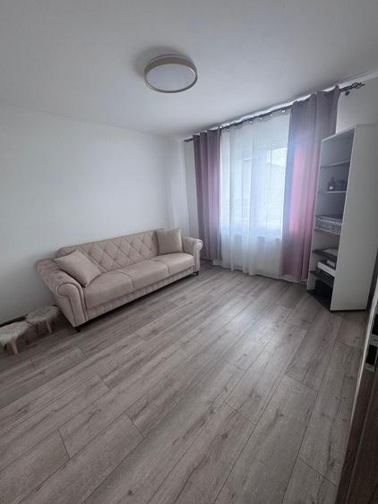 Casă cu 3 camere în Central