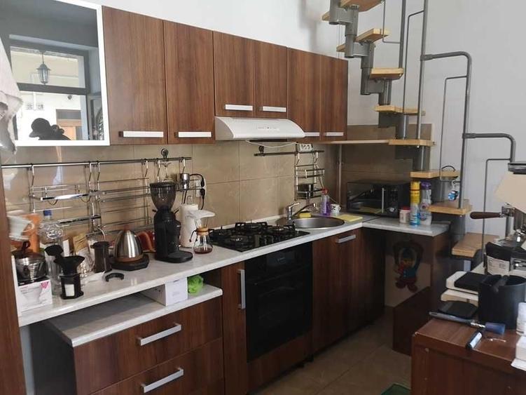 Apartament cu 4 camere decomandat în Ultracentral