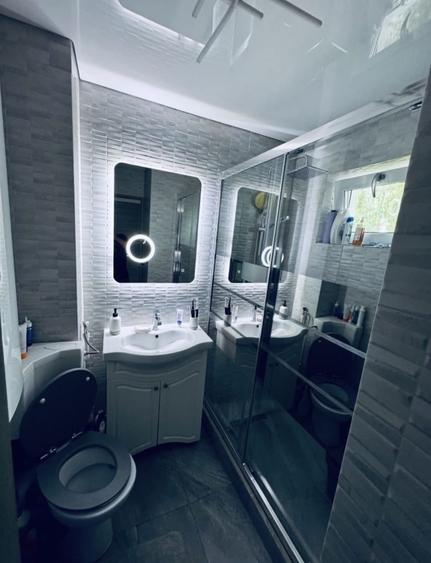 Apartament cu 3 camere în Tomis Nord
