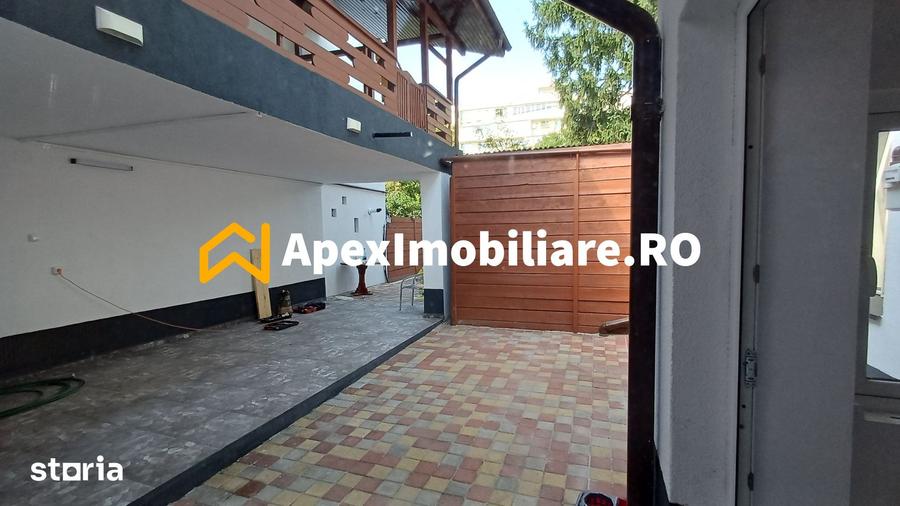 Casă cu 4 camere cu Teren 250 Mp în Domenii
