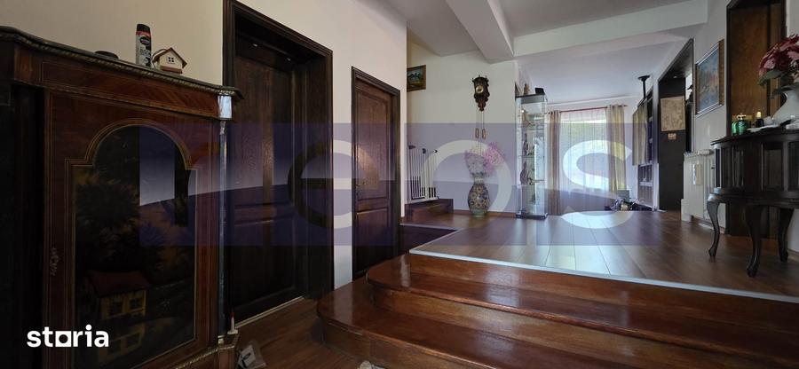 Casă cu 10 camere cu Teren 410 Mp în Pantelimon
