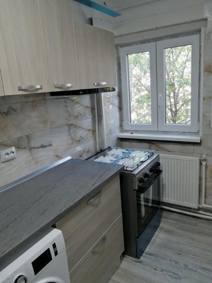 Garsonieră decomandată în Steaua