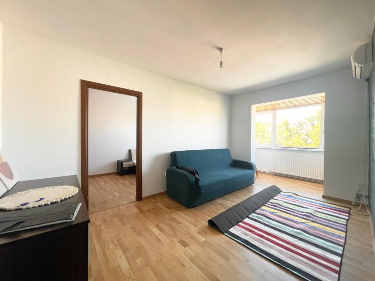 Apartament cu 2 camere semidecomandat, mobilat în Girocului