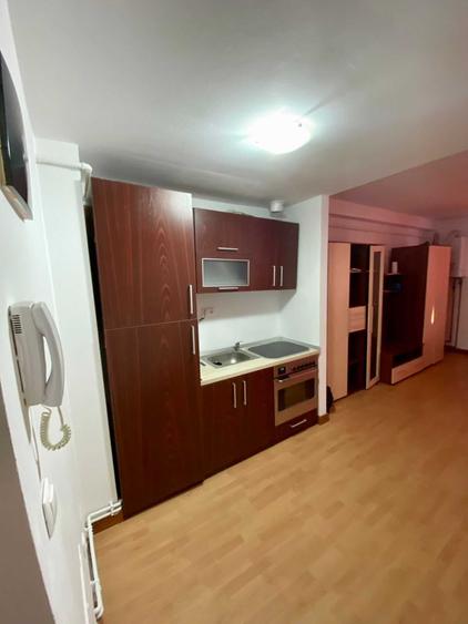 Garsonieră decomandată în Cloșca