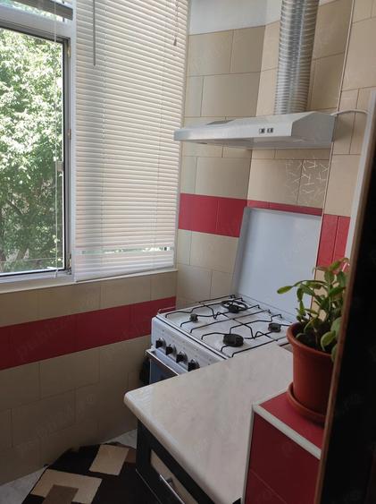 Garsonieră decomandată în Buzaului