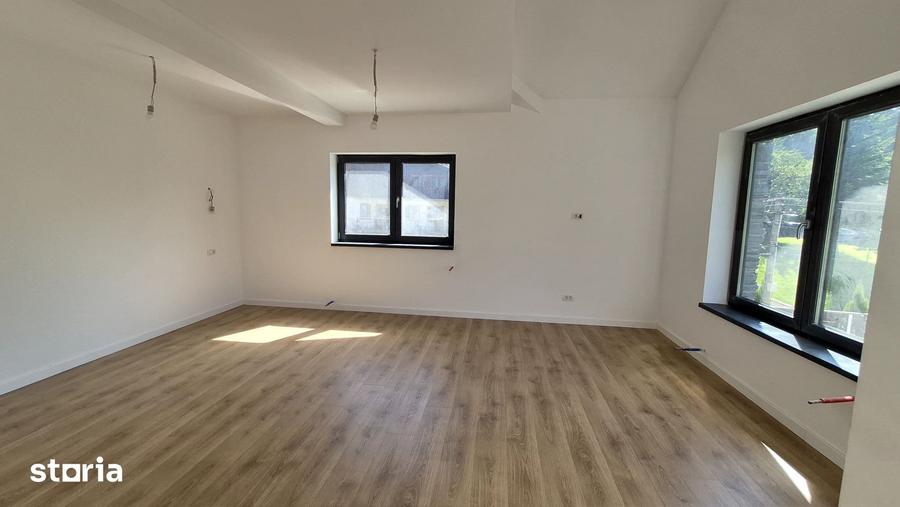 Apartament cu 4 camere în Zamora