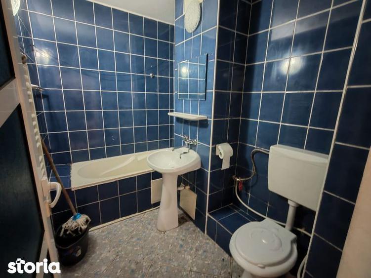 Apartament cu 2 camere semidecomandat în Mioriței
