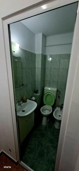 Apartament cu 3 camere decomandat în Trivale