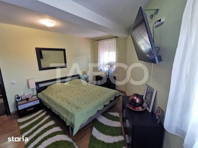 Apartament cu 2 camere decomandat în Ștrand