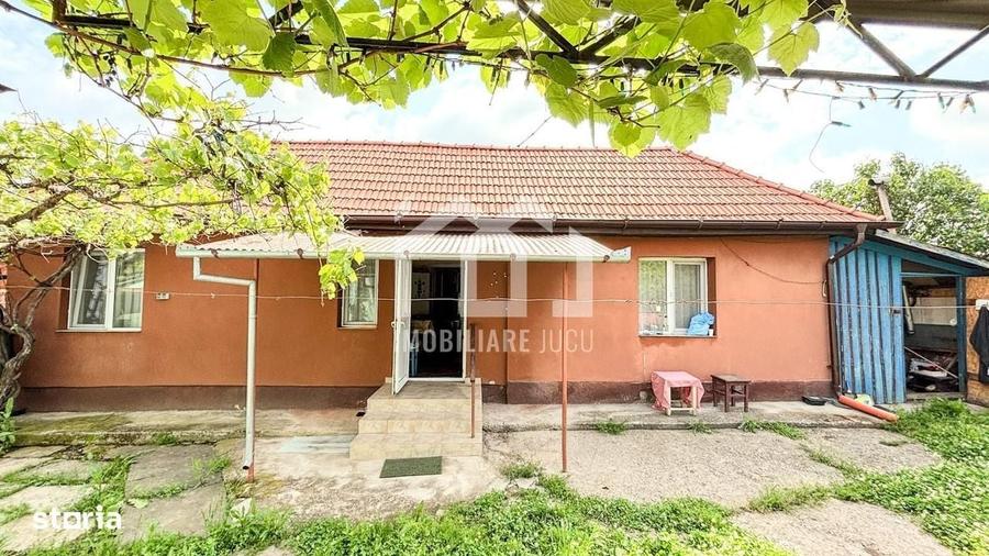 Casă cu 2 camere cu Teren 1000 Mp în Jucu