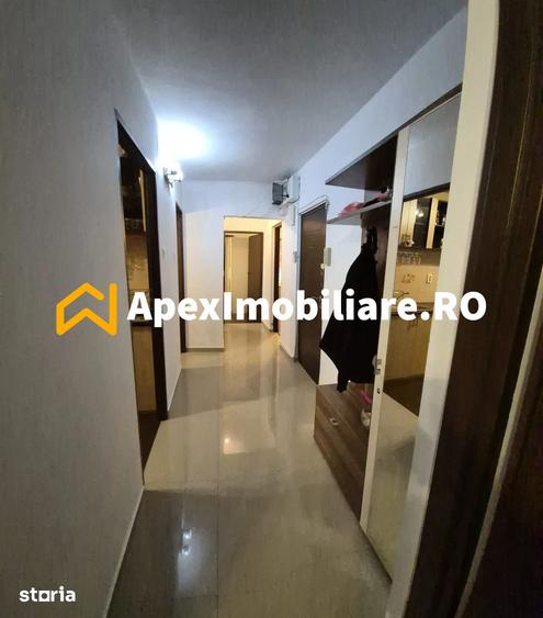 Apartament cu 3 camere decomandat în Militari