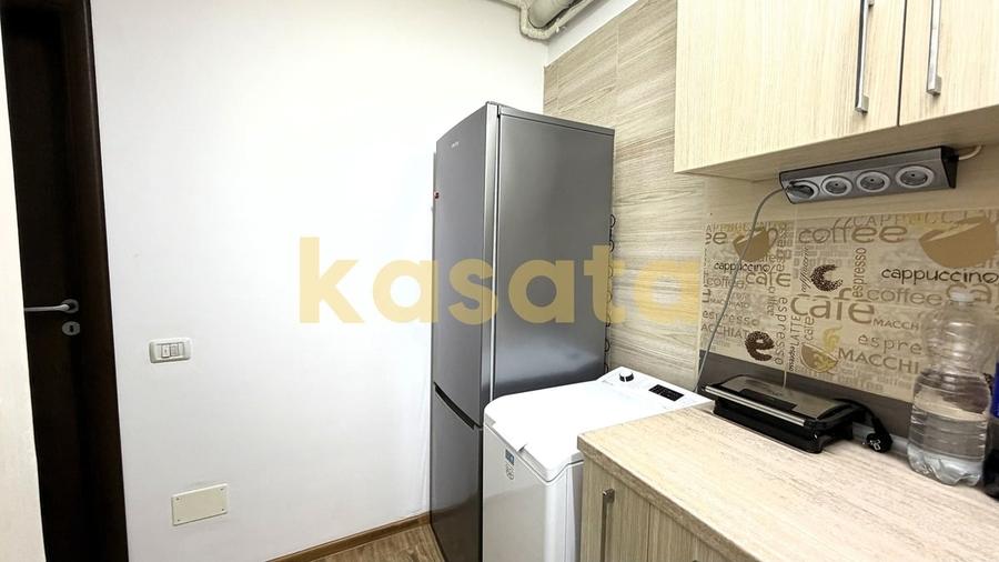 Apartament cu 2 camere semidecomandat în Fundeni
