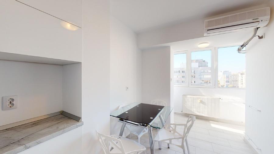 Apartament cu 2 camere decomandat în 13 Septembrie