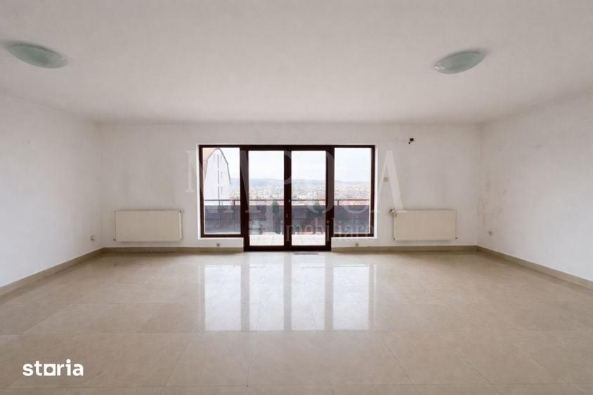 Apartament cu 3 camere în Andrei Mureșanu