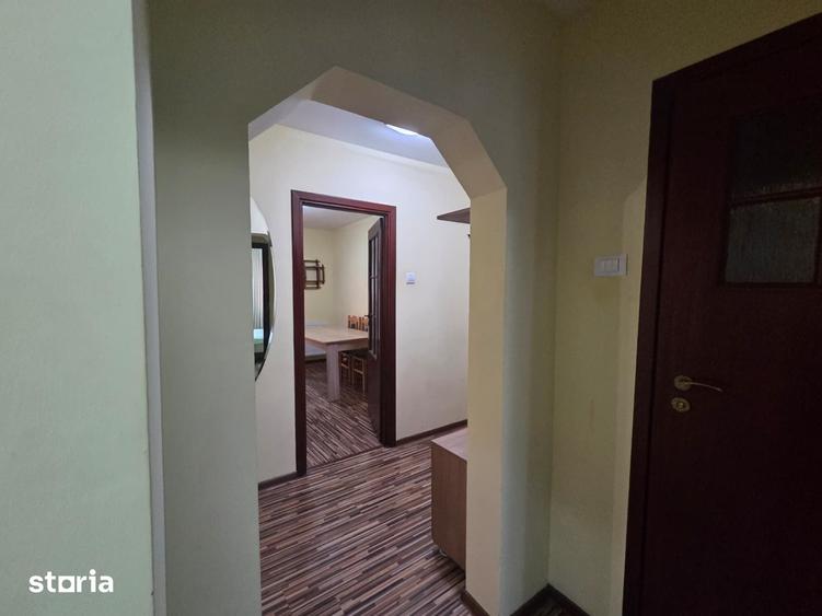 Apartament de inchiriat, 3 camere, decomandat, 70 mp, Galata - 14