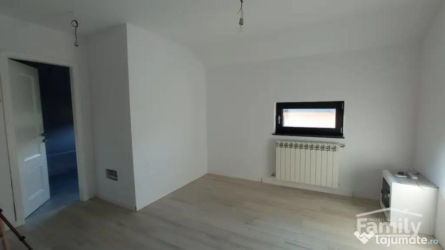 Casă cu 5 camere cu Teren 800 Mp în Burdujeni