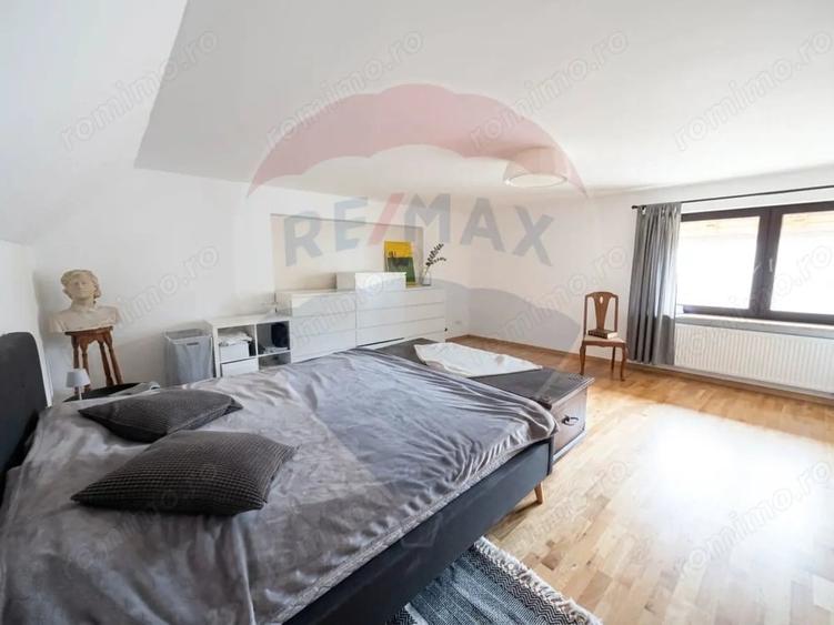 Casă cu Teren 2236 Mp în Ultracentral
