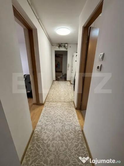 Apartament cu 2 camere semidecomandat în Micro 5