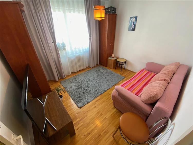 Apartament cu 4 camere decomandat în Tudor
