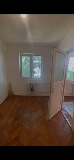 Apartament cu 2 camere nedecomandat în Tătărași