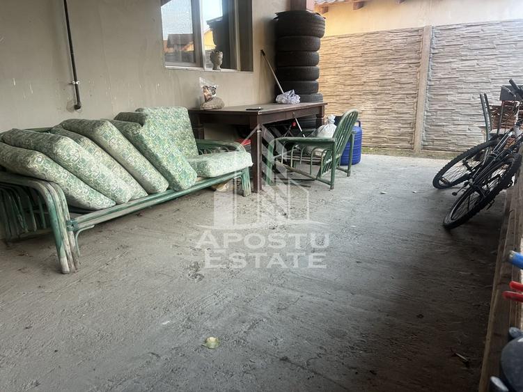 Casă individuală cu 4 camere cu Canalizare în Săcălaz