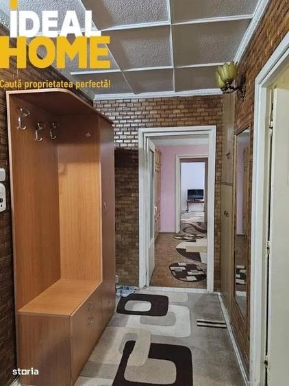 Apartament cu 3 camere semidecomandat în Central