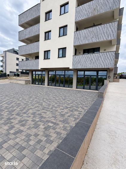 Spațiu comercial, de 465 mp, în Central