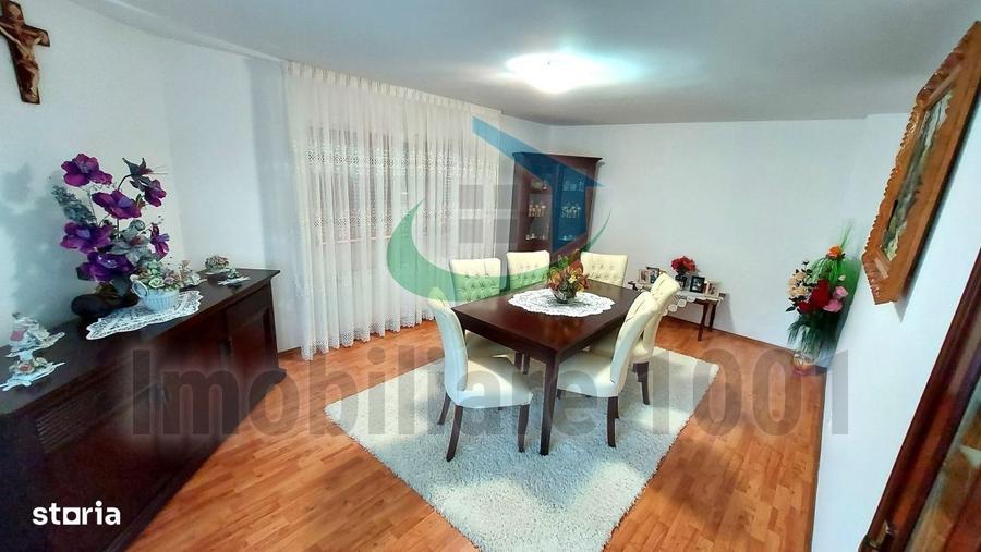 Casă cu 4 camere cu Teren 1061 Mp în Săcălășeni