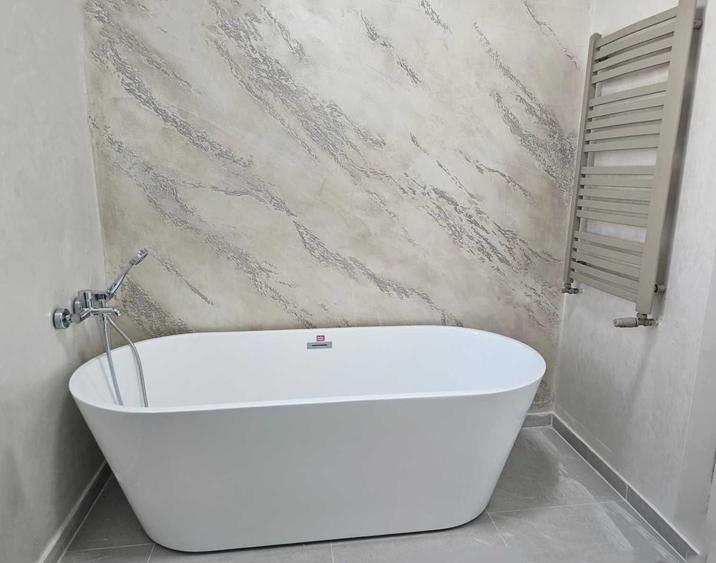 Casă cu 4 camere cu Teren 550 Mp în Bucium