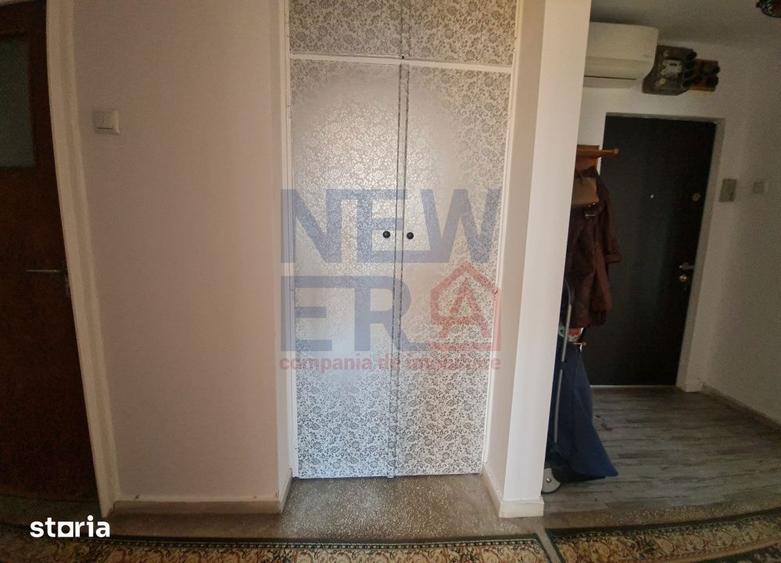 Apartament cu 4 camere decomandat în Dămăroaia