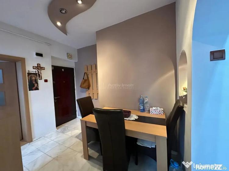 Apartament cu 2 camere decomandat în Marginea