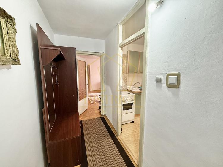 Apartament cu 2 camere decomandat, mobilat în Girocului