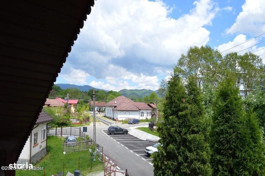 Casă cu 4 camere în Slatina