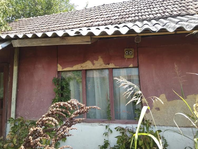 Casă cu 2 camere cu Teren 911 Mp în Întorsura