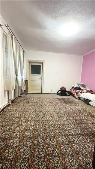 Casă individuală cu 4 camere cu Canalizare în Viile Noi