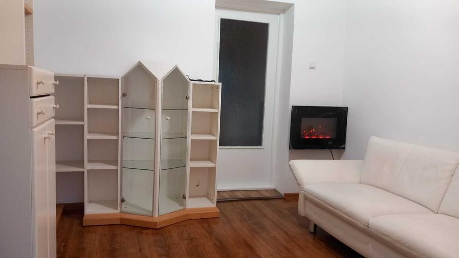 Casă cu 2 camere cu Teren 557 Mp în Coroi